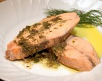 Lo zio dal Canada e tranci di salmone e salsa saporita